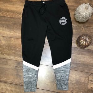 Pink Victoria’s Secret College Pant